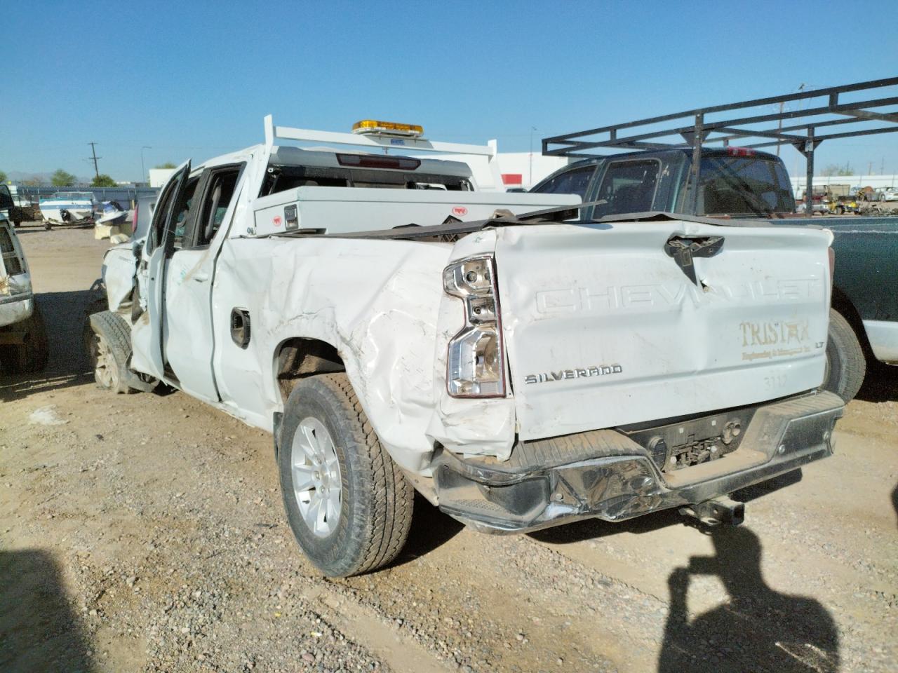 Photo 3 from auction – 2020 CHEVROLET SILVERADO with VIN 1GCRWCED5LZ294935