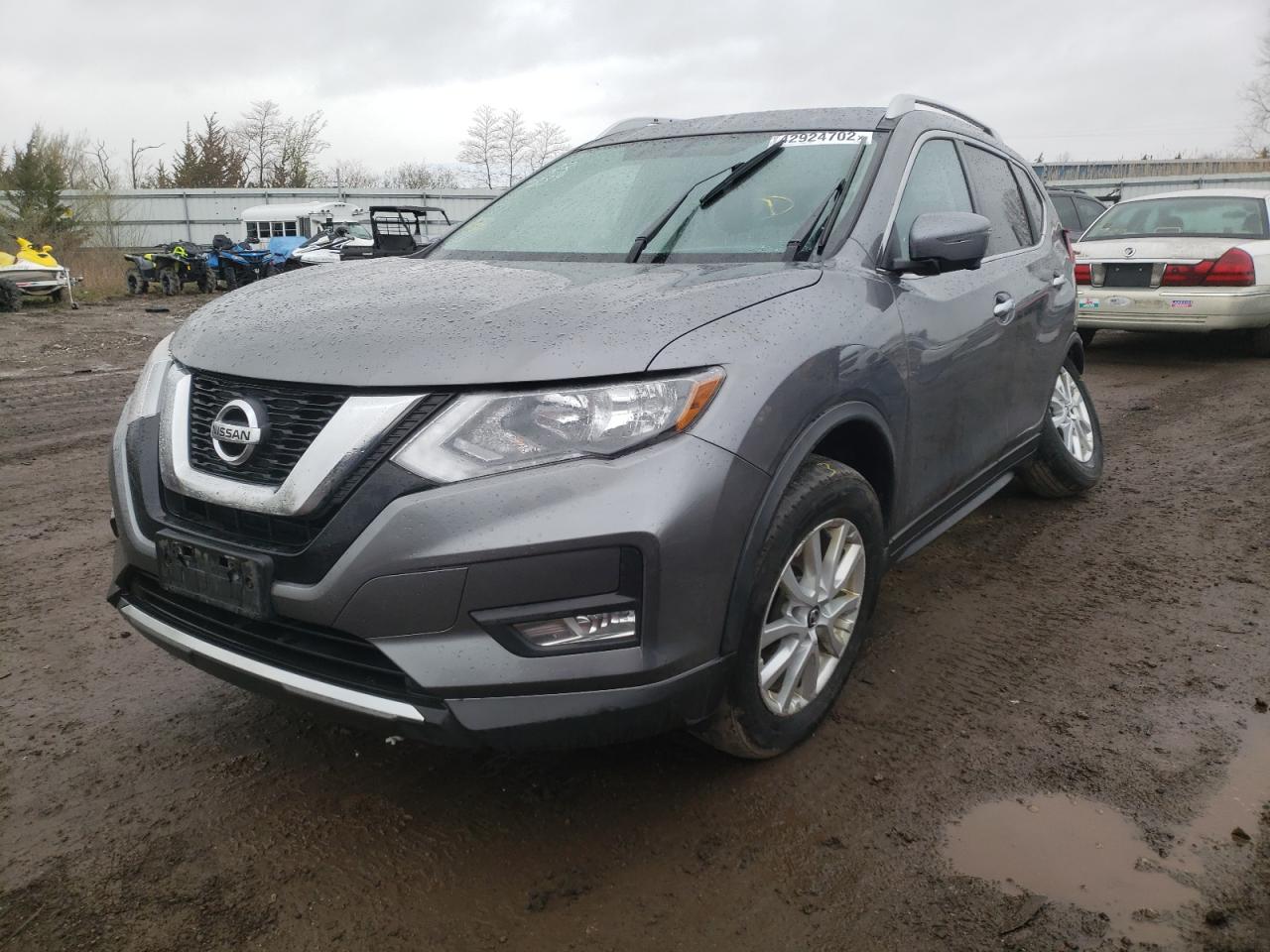 Photo 2 from auction – 2017 NISSAN ROGUE S with VIN KNMAT2MV5HP568891