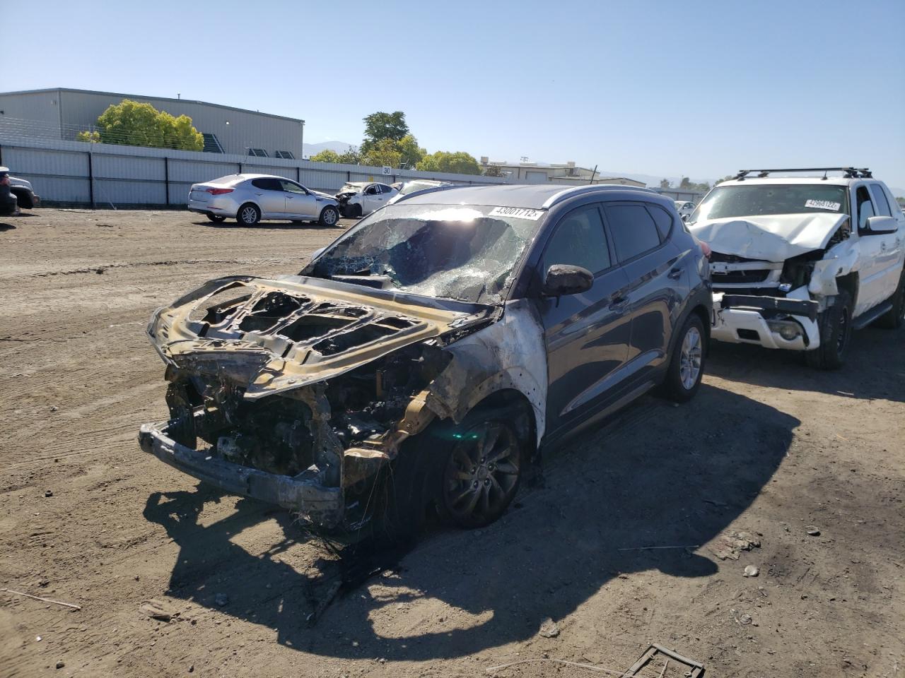 Photo 2 from auction – 2016 HYUNDAI TUCSON LIM with VIN KM8J3CA41GU059930