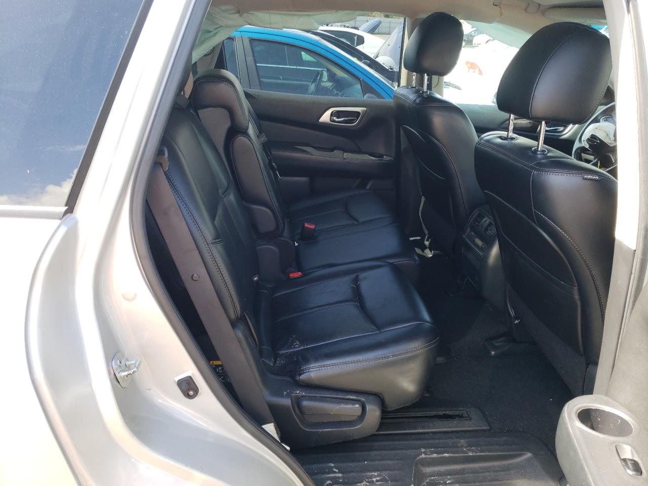 Photo 6 from auction – 2014 NISSAN PATHFINDER with VIN 5N1AR2MM7EC706113