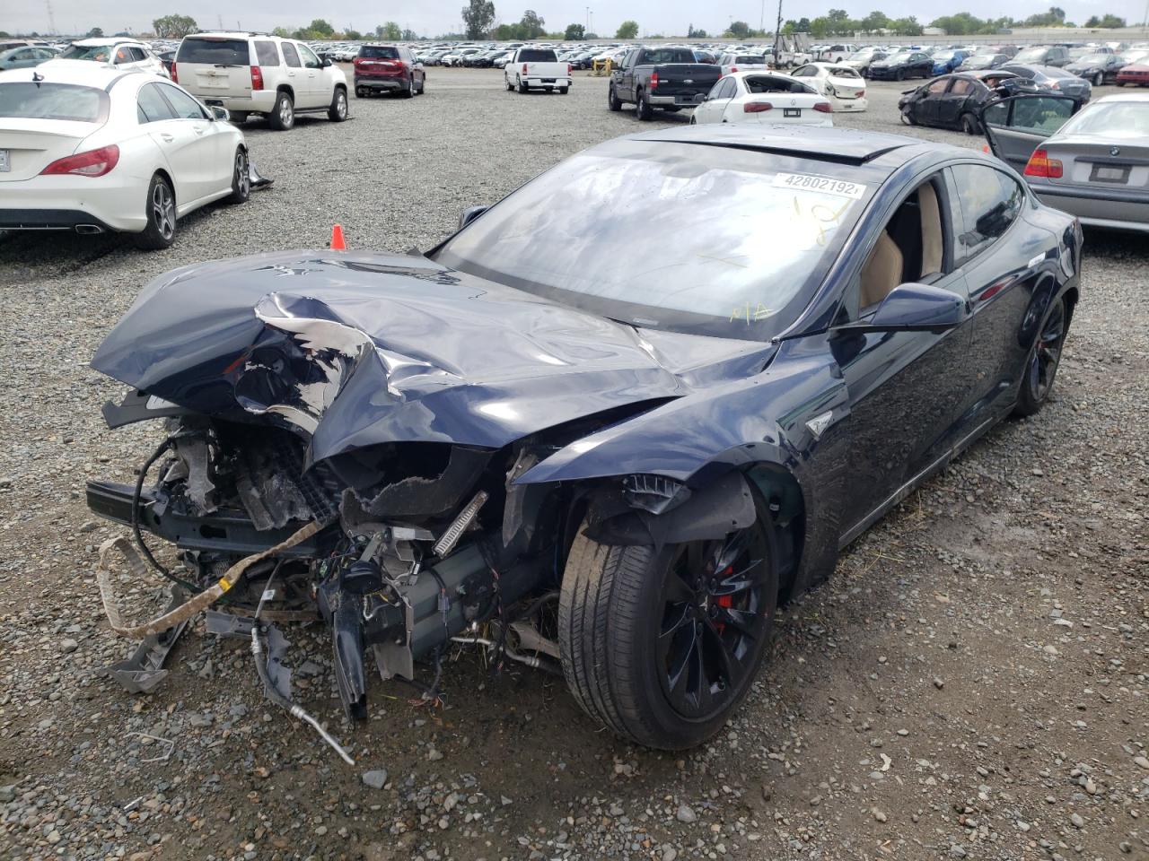Photo 2 from auction – 2013 TSMR MODEL S with VIN 5YJSA1DP6DFP13009