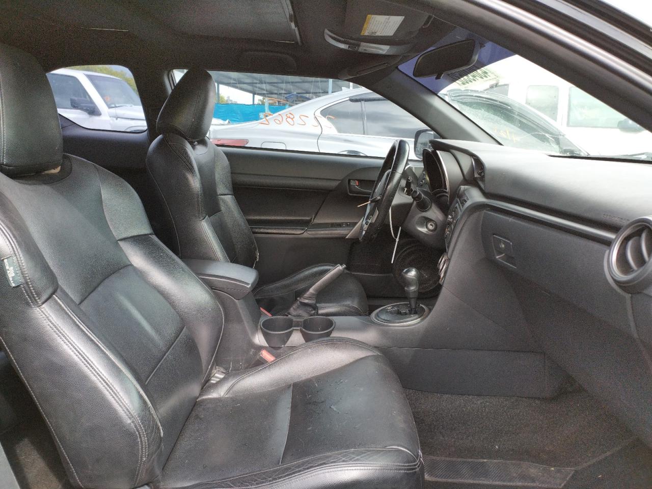Photo 5 from auction – 2012 TOYOTA SCION TC with VIN JTKJF5C75C3028400