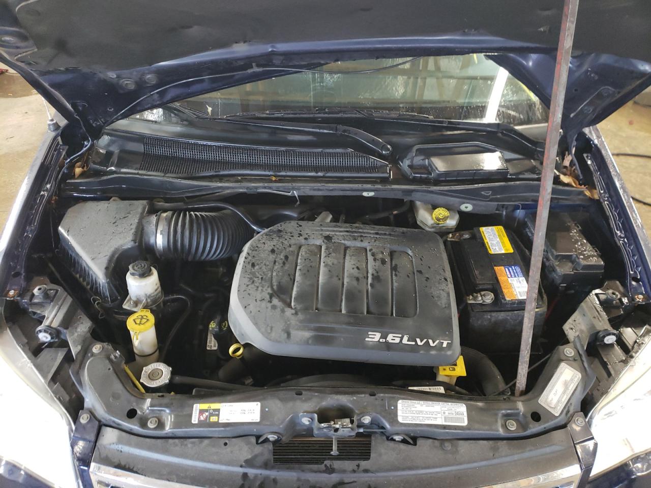 Photo 7 from auction – 2013 CHRYSLER TOWN & COU with VIN 2C4RC1BG2DR564890