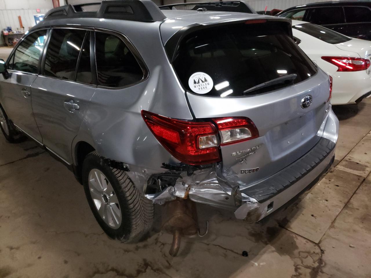 Снимка 9 от търг – 2015 SUBARU OUTBACK 2. с VIN 4S4BSBCC4F3342607