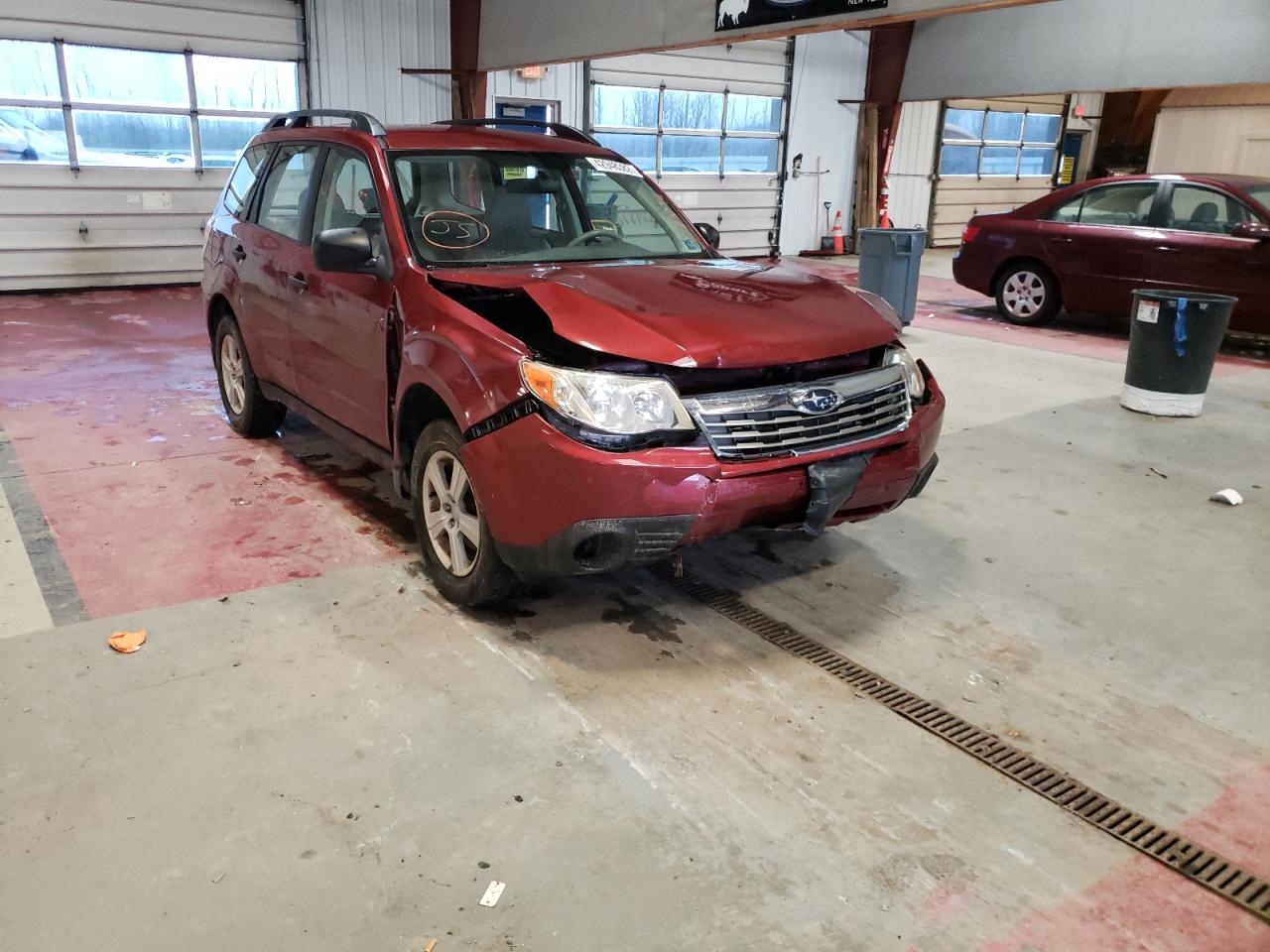 SUBARU FORESTER X 2010 with VIN JF2SH6BC8AH900158 - Photo from auction