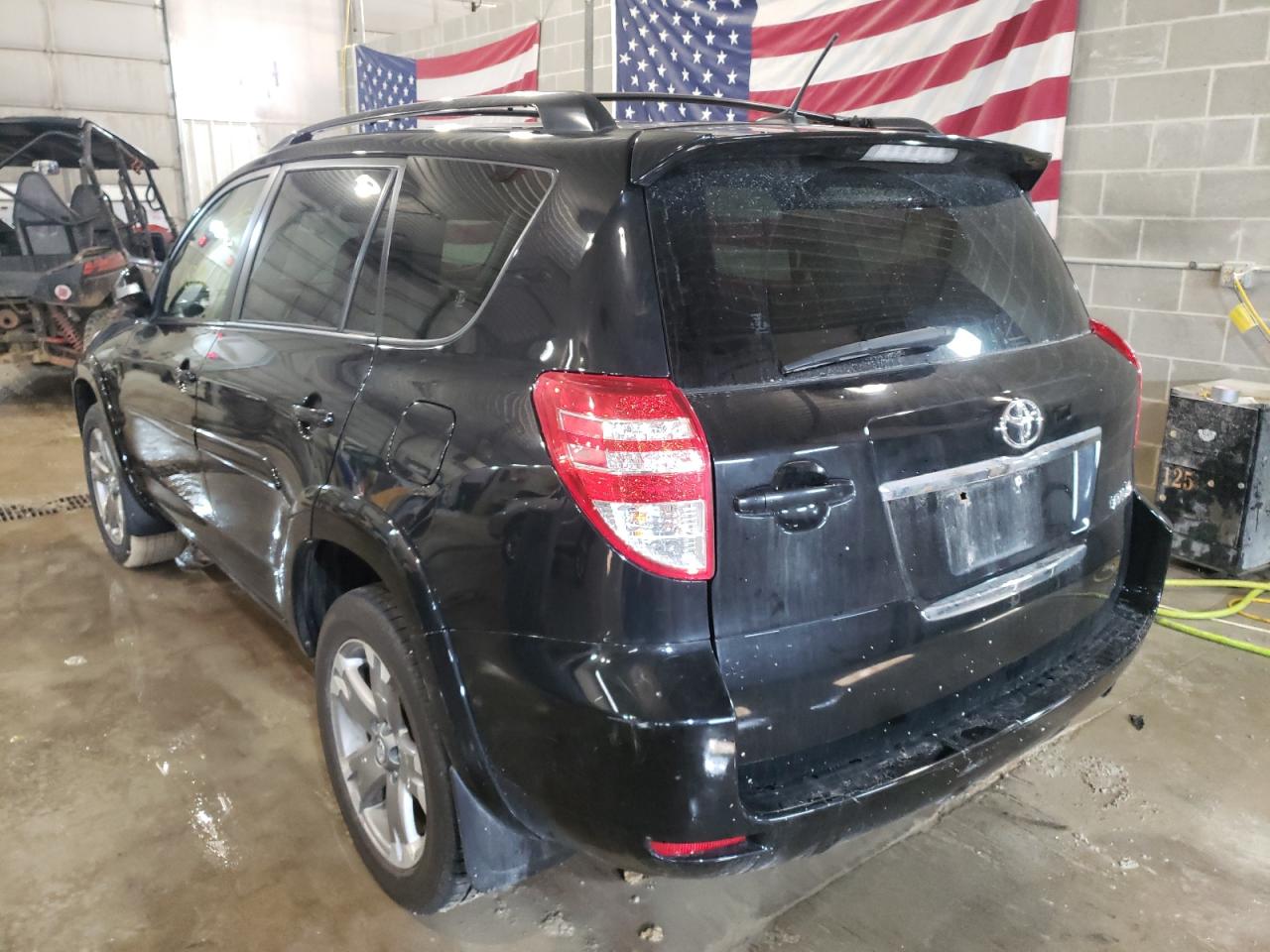 Photo 3 from auction – 2011 TOYOTA RAV4 SPORT with VIN JTMWF4DV6B5039459