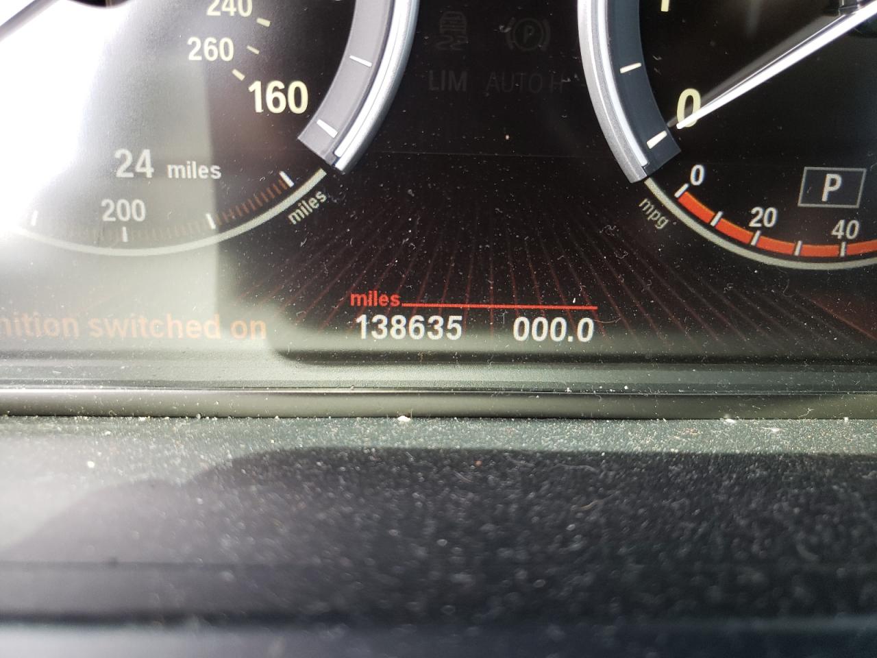 Photo 8 from auction – 2012 BMW 750 I with VIN WBAKA8C56CCY37914