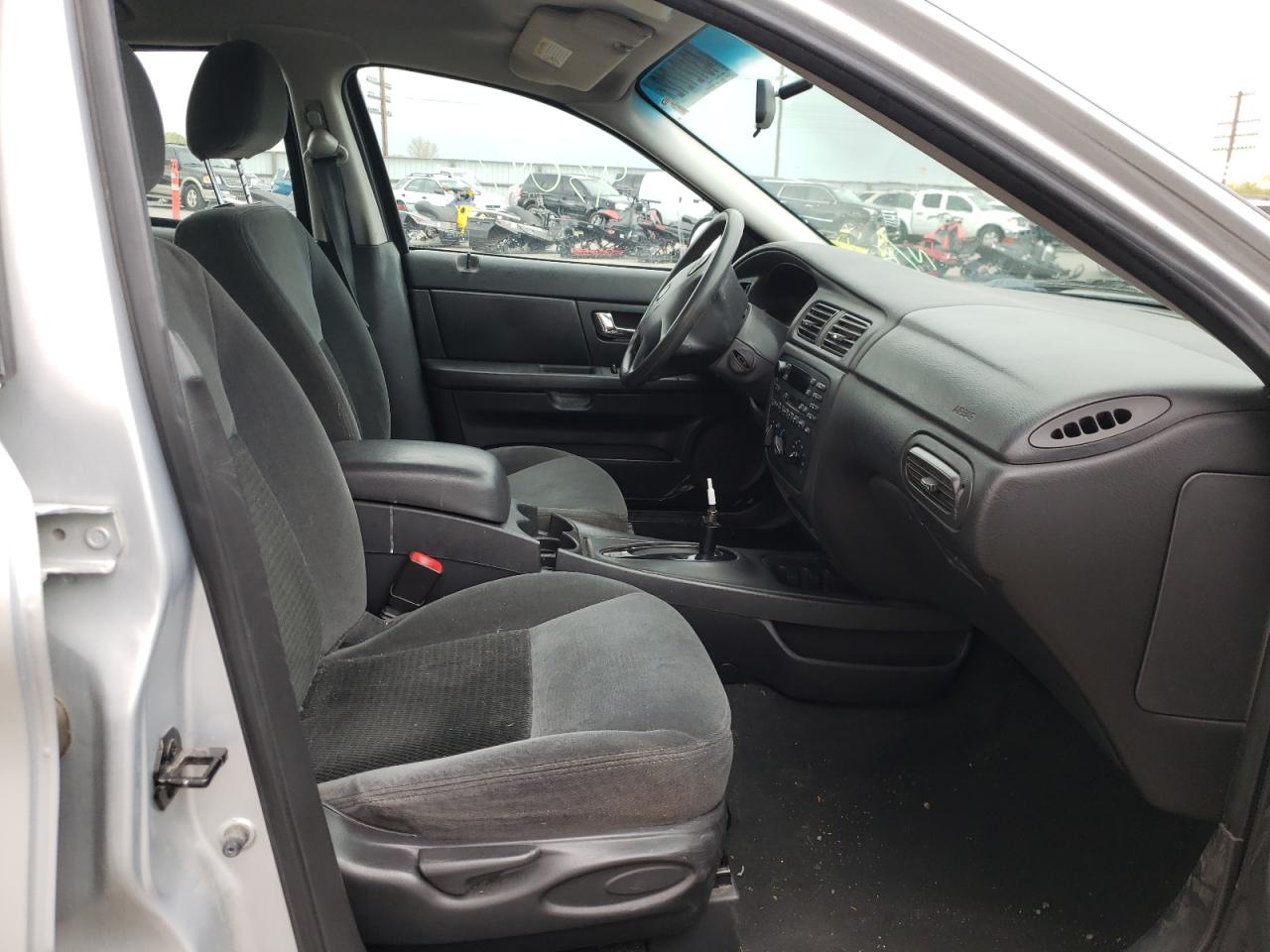 Photo 5 from auction – 2003 FORD TAURUS SE with VIN 1FAFP53293G150268
