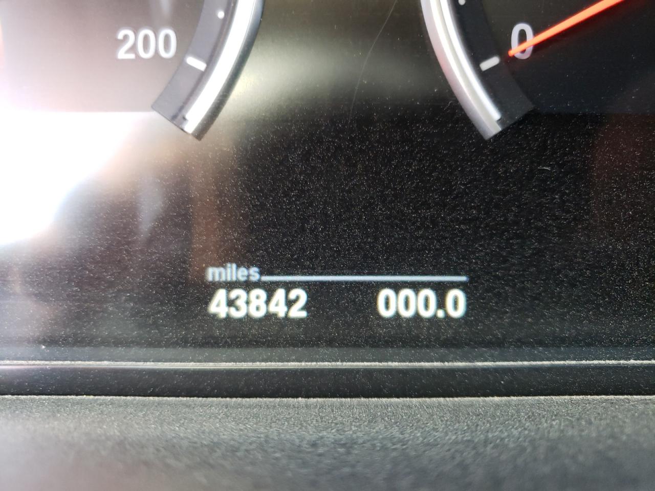 Photo 8 from auction – 2014 BMW M5 with VIN WBSFV9C51ED097340