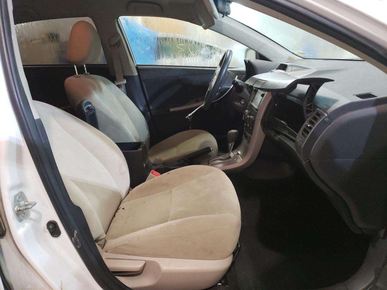 Photo 5 from auction – 2013 TOYOTA COROLLA BA with VIN 5YFBU4EE5DP126259