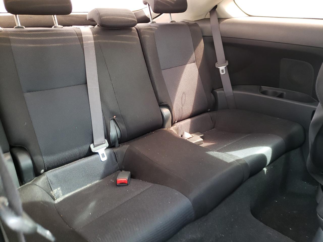 Photo 6 from auction – 2010 SCION TC with VIN JTKDE3B71A0318122