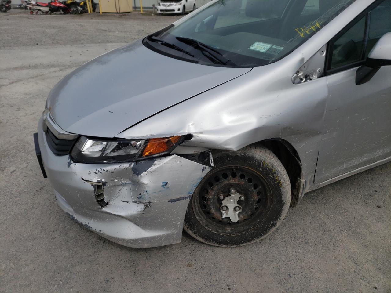 Photo 9 from auction – 2012 HONDA CIVIC LX with VIN 19XFB2F52CE337526