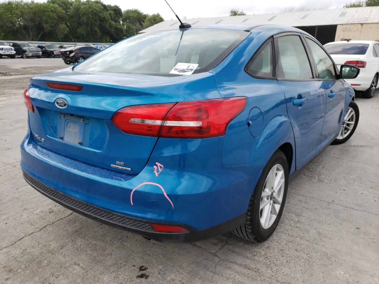 Photo 17 from auction – 2016 FORD FOCUS SE with VIN 1FADP3F29GL305714