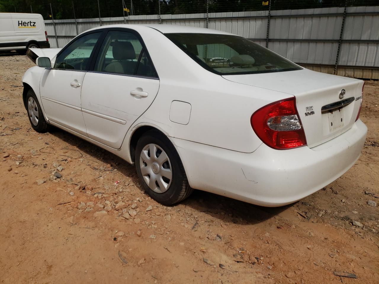 Photo 3 from auction – 2003 TOYOTA CAMRY LE with VIN 4T1BE32K53U124896