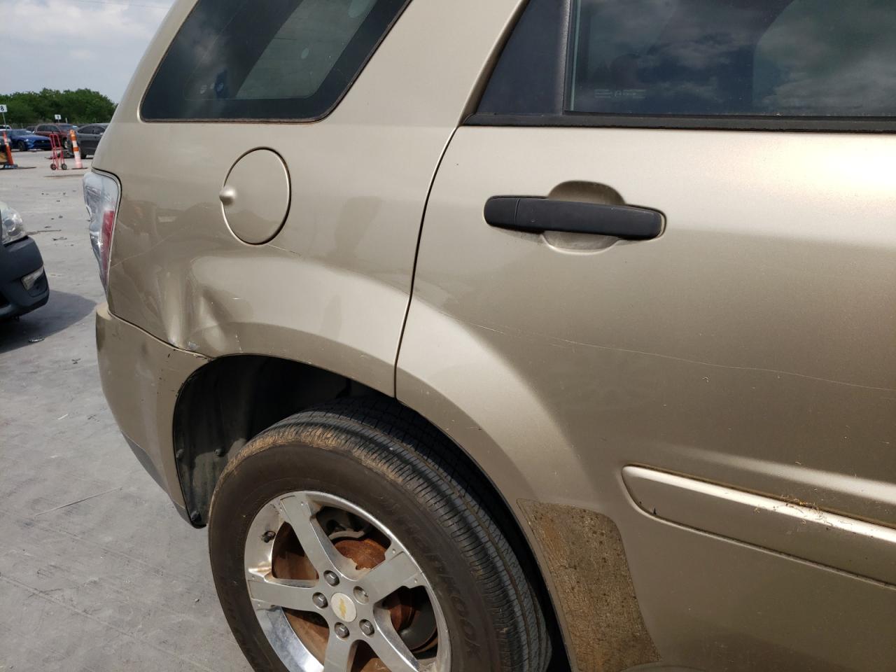 Photo 9 from auction – 2007 CHEVROLET EQUINOX LS with VIN 2CNDL13FX76012037
