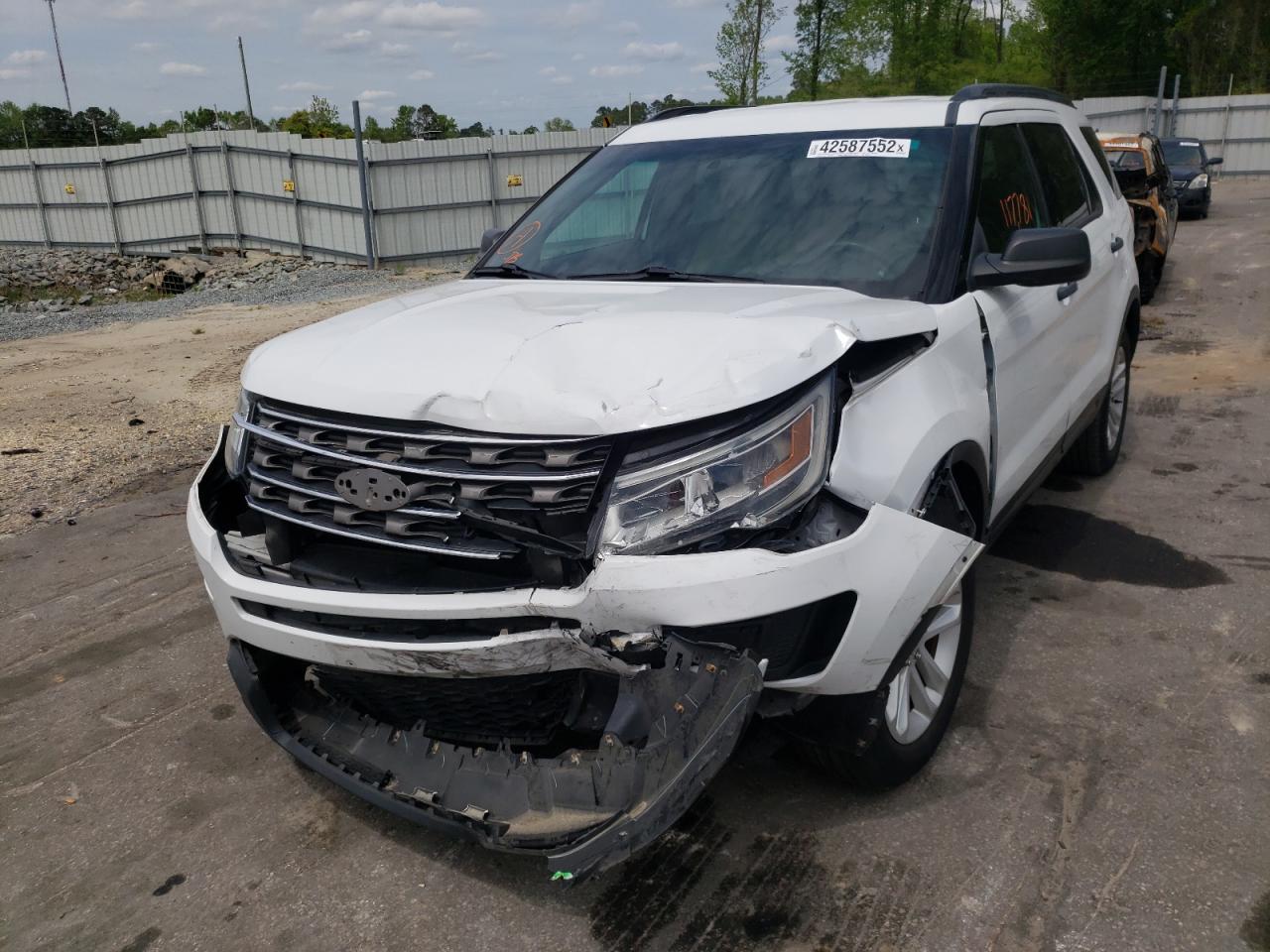 Photo 2 from auction – 2016 FORD EXPLORER with VIN 1FM5K7B87GGB01819