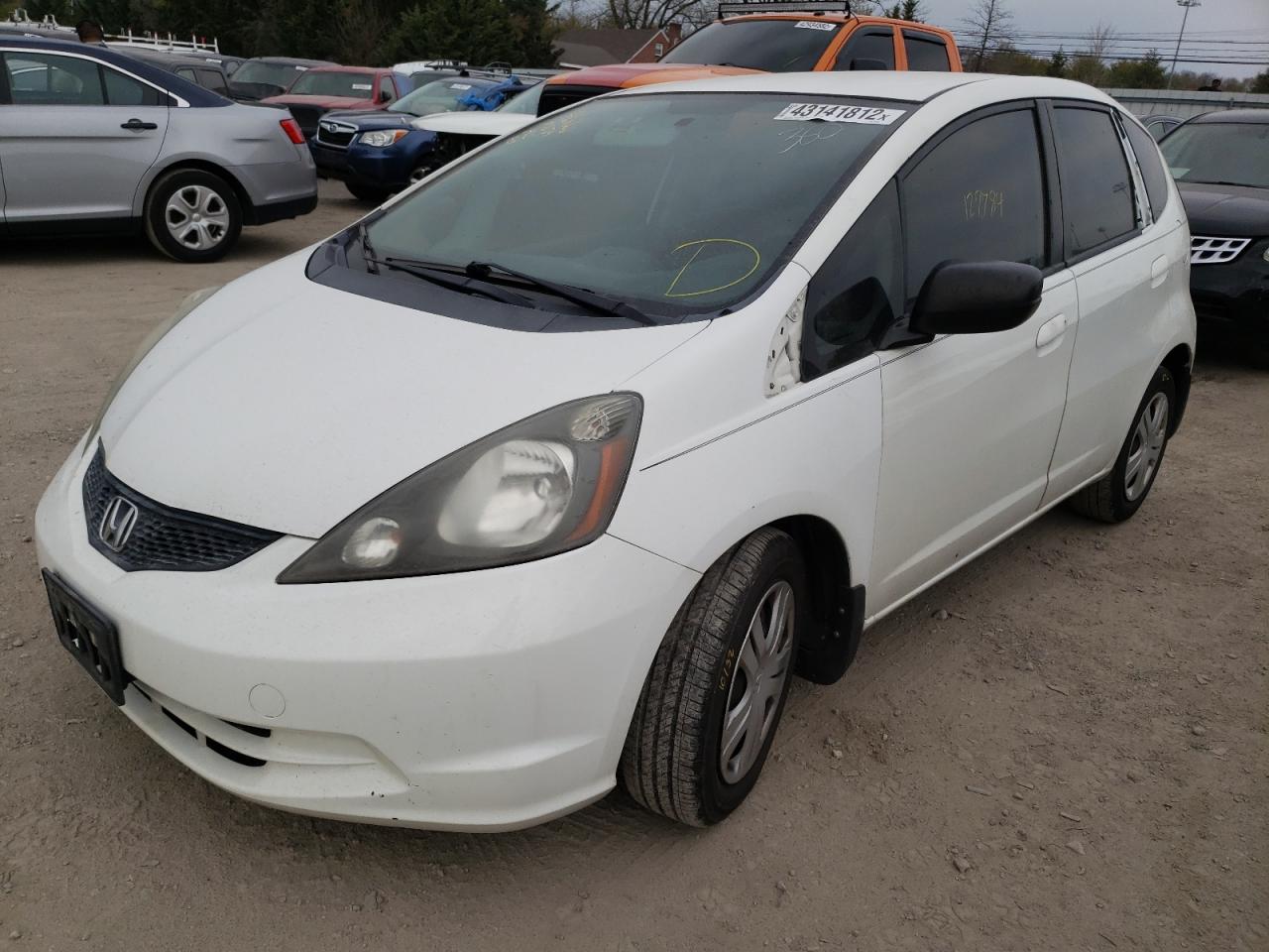 Photo 2 from auction – 2009 HONDA FIT with VIN JHMGE88239S015192