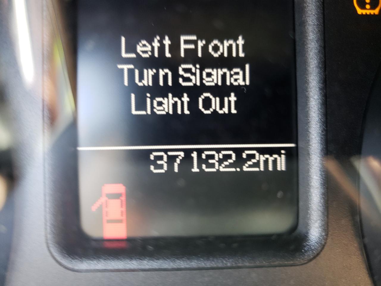 Photo 8 from auction – 2019 RAM 1500 CLASS with VIN 1C6RR7FT2KS553545