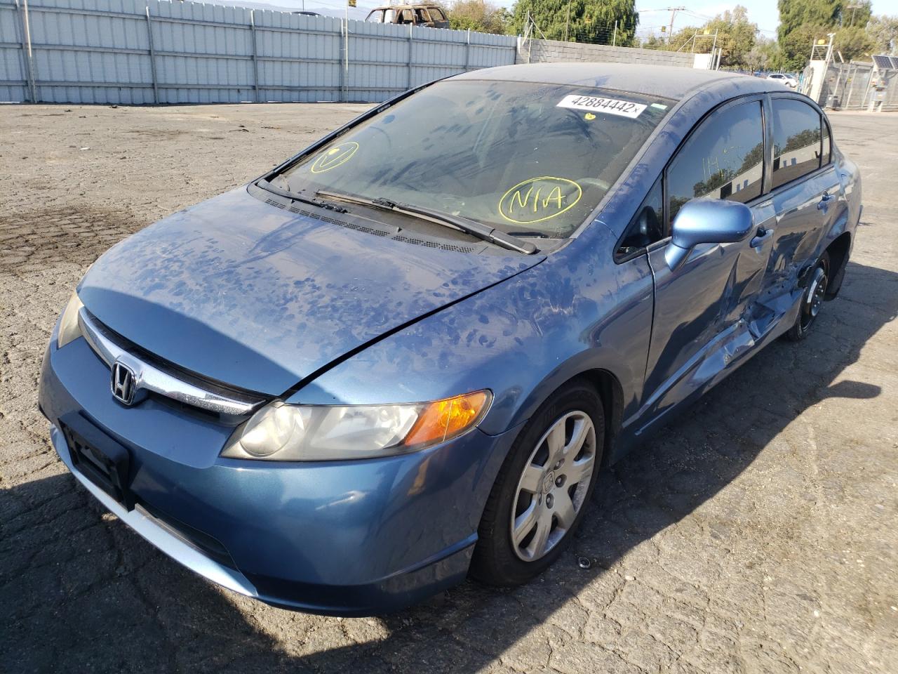 Photo 2 from auction – 2007 HONDA CIVIC LX with VIN JHMFA16597S009339