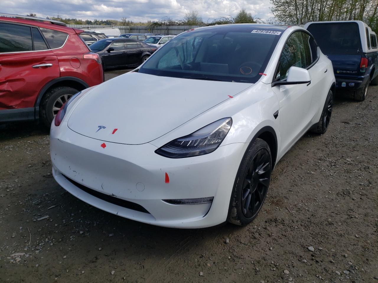 Фото 15 с аукциона – 2021 TESLA MODEL Y с VIN 5YJYGDEEXMF095572