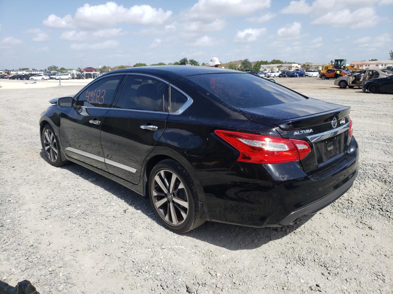 Photo 3 from auction – 2016 NISSAN ALTIMA 2.5 with VIN 1N4AL3AP4GC111867