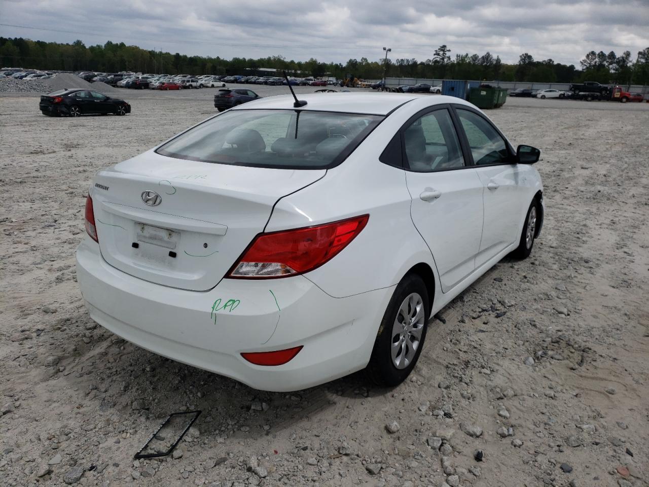 Photo 4 from auction – 2017 HYUNDAI ACCENT SE with VIN KMHCT4AE7HU243262