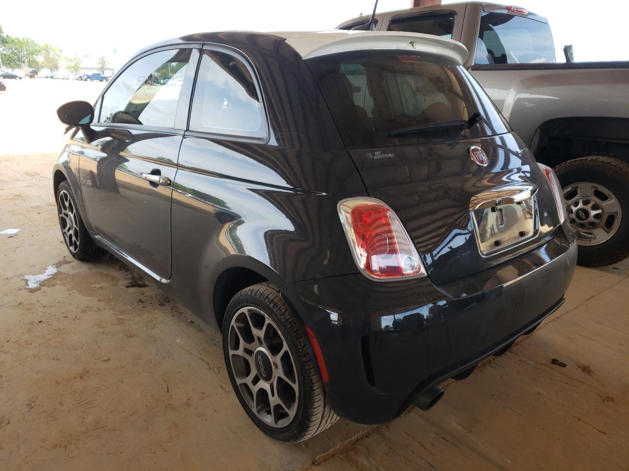Photo 3 from auction – 2018 FIAT 500 POP with VIN 3C3CFFKH9JT513418