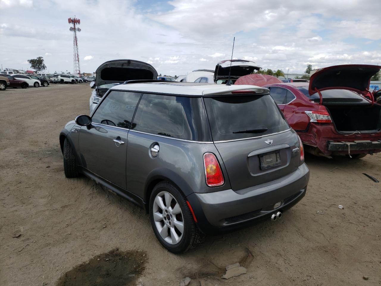 Photo 3 from auction – 2002 MINI COOPER S with VIN WMWRE33422TD53480