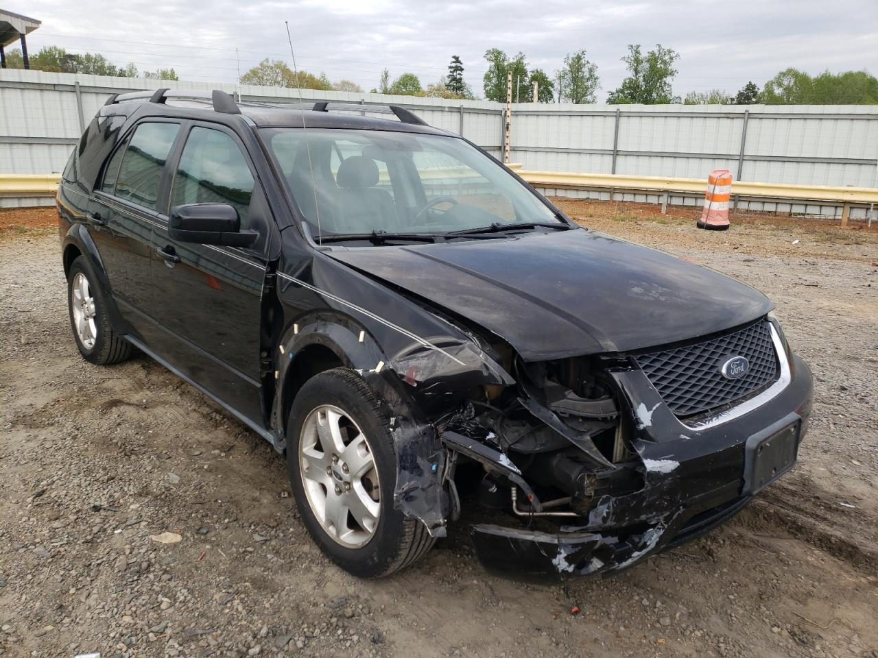 FORD FREESTYLE 2005 with VIN 1FMZK06185GA78358 - Photo from auction