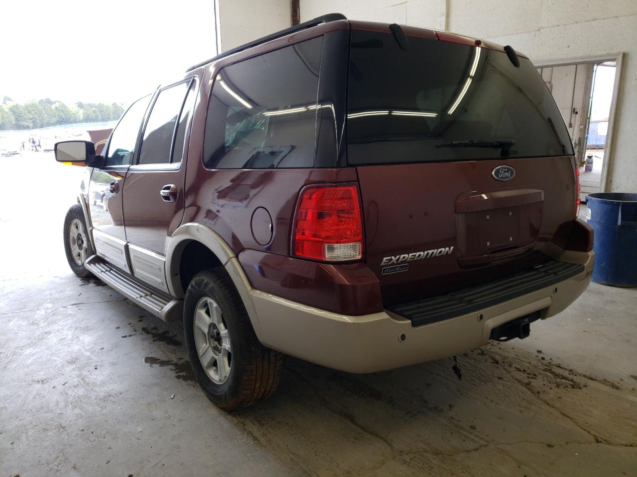 Photo 3 from auction – 2006 FORD EXPEDITION with VIN 1FMPU175X6LA52541