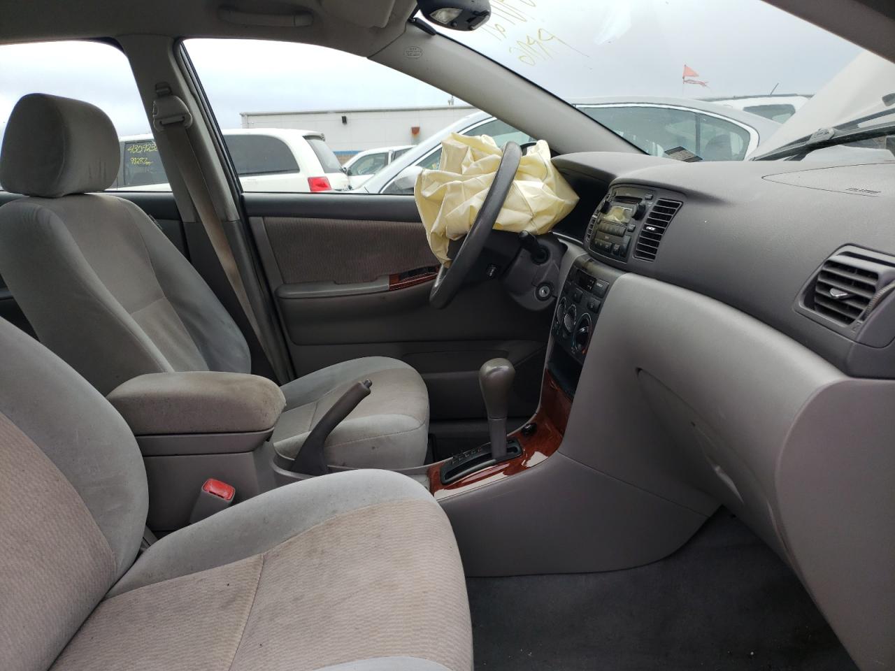 Photo 5 from auction – 2008 TOYOTA COROLLA CE with VIN 2T1BR30E88C937272