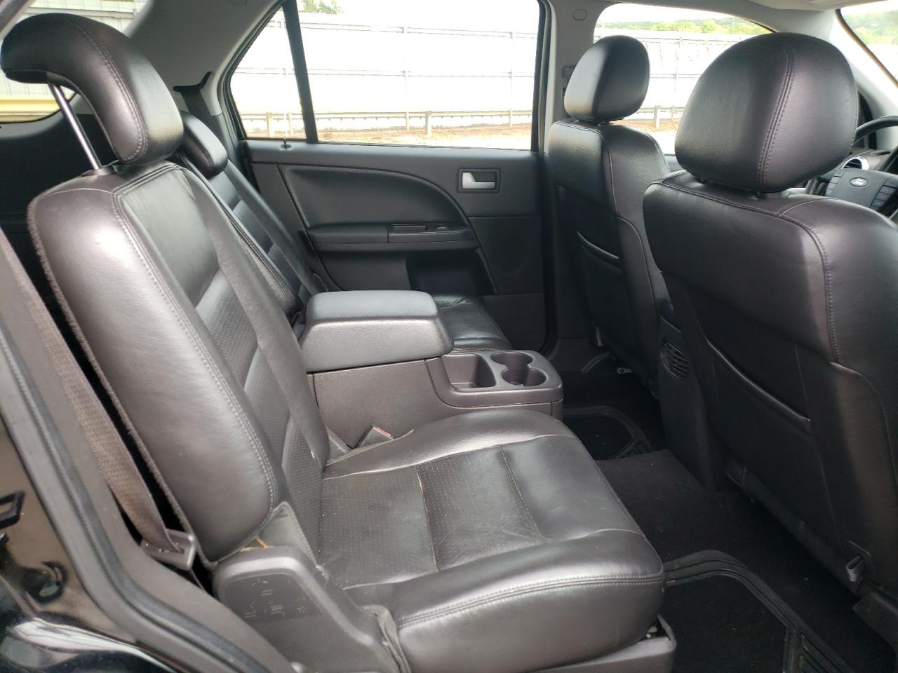 Photo 6 from auction – 2005 FORD FREESTYLE with VIN 1FMZK06185GA78358