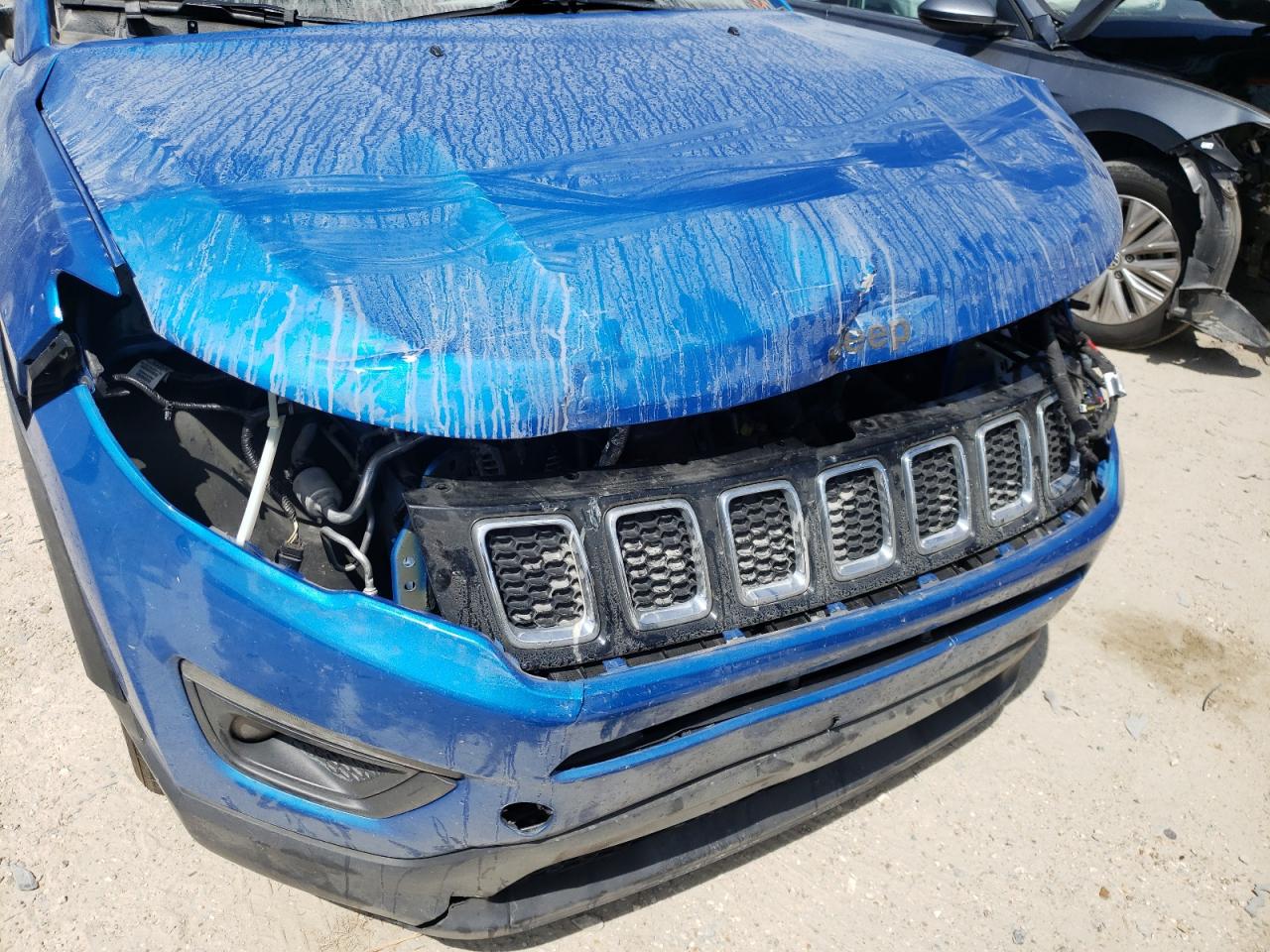 Photo 9 from auction – 2018 JEEP COMPASS LA with VIN 3C4NJCBB9JT165715