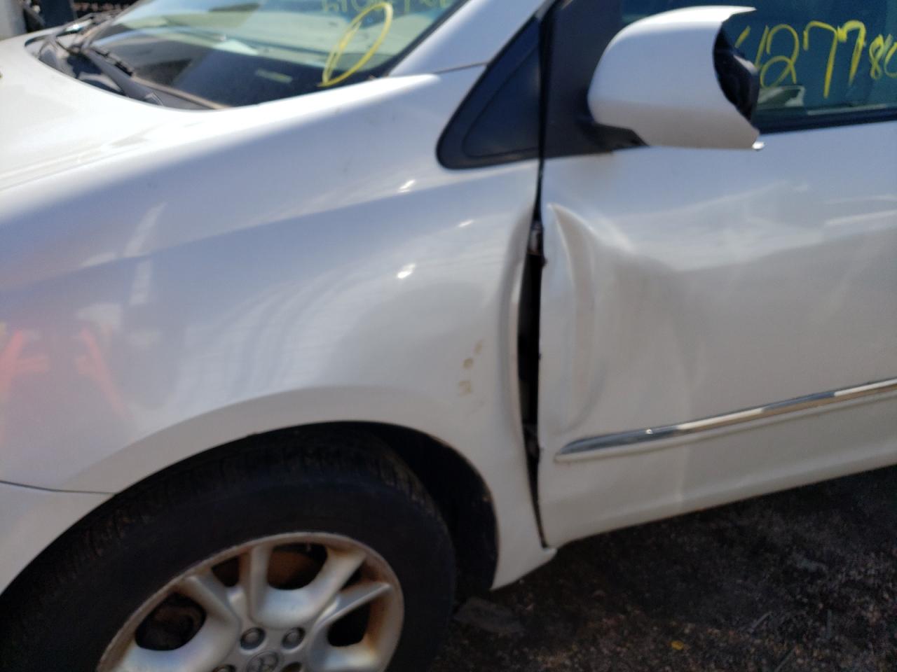 Photo 9 from auction – 2006 TOYOTA SIENNA XLE with VIN 5TDBA22C76S061635