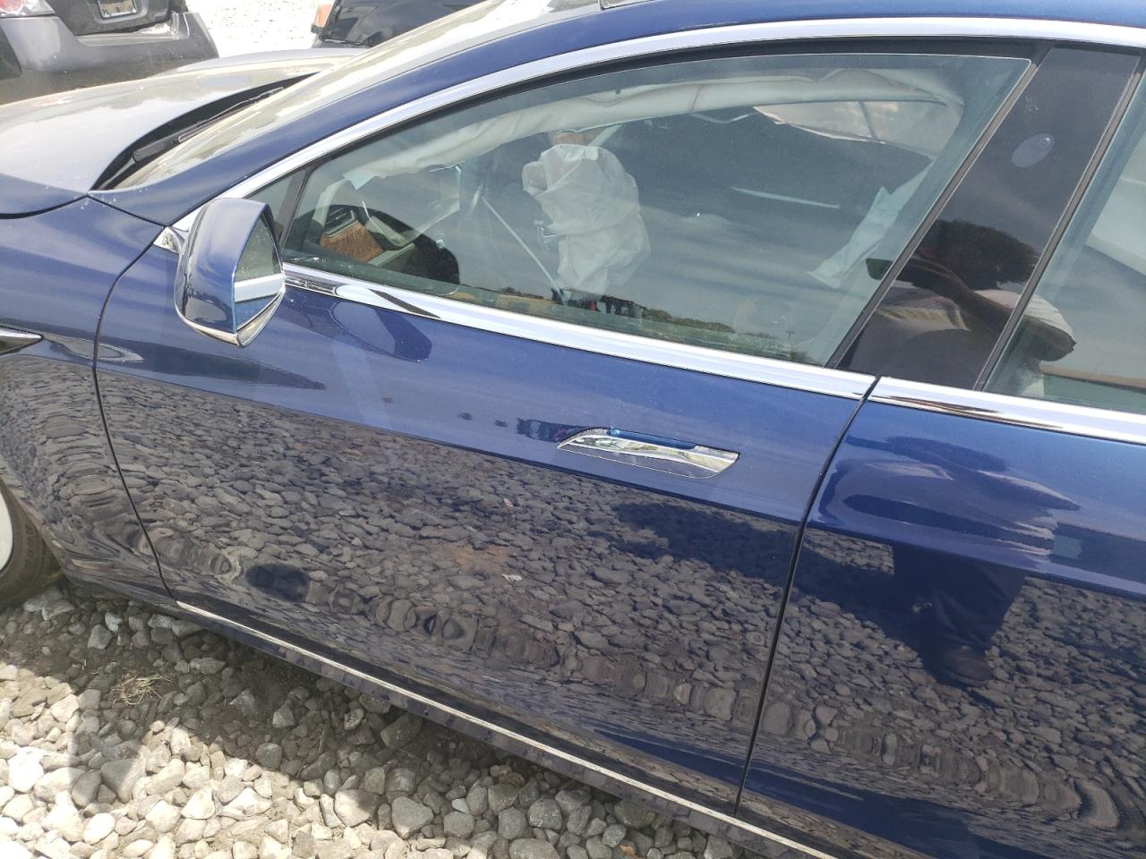 Photo 5 from auction – 2019 TESLA MODEL S with VIN 5YJSA1E21KF332524