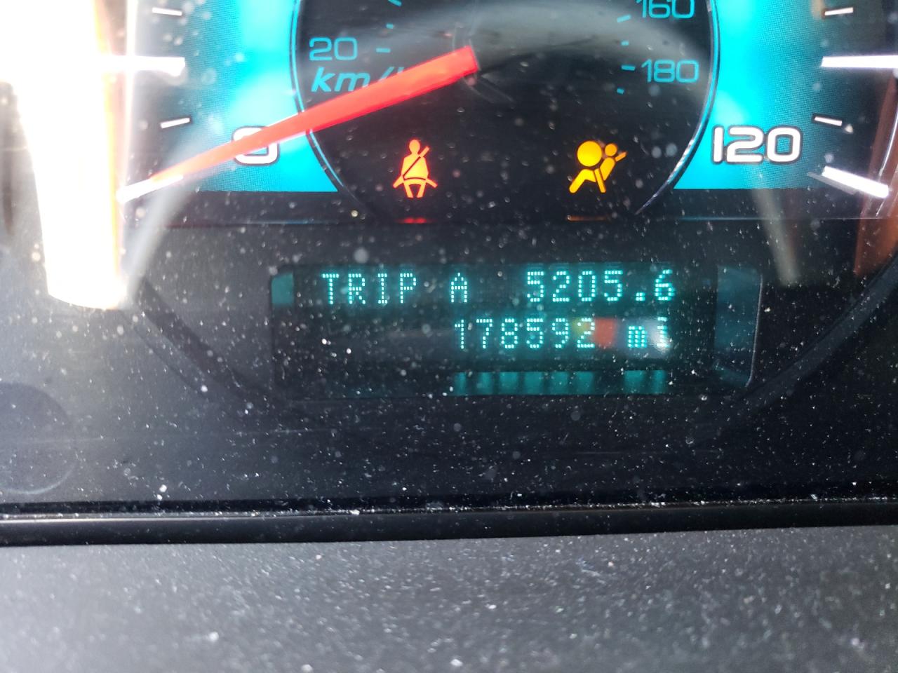 Photo 8 from auction – 2010 FORD FUSION SEL with VIN 3FAHP0JA2AR213867