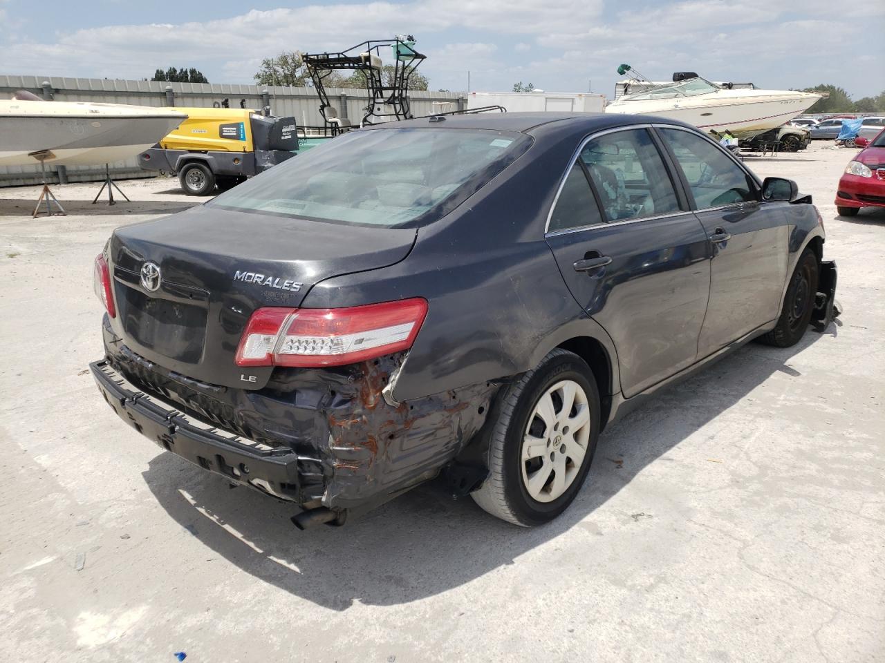 Photo 4 from auction – 2010 TOYOTA CAMRY BASE with VIN 4T1BF3EK2AU014264