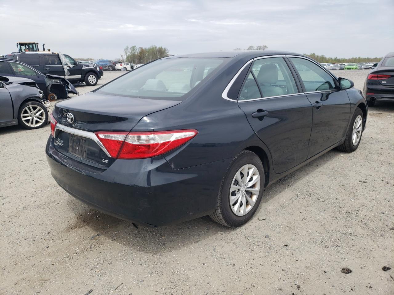 Photo 4 from auction – 2015 TOYOTA CAMRY LE with VIN 4T4BF1FK4FR505807