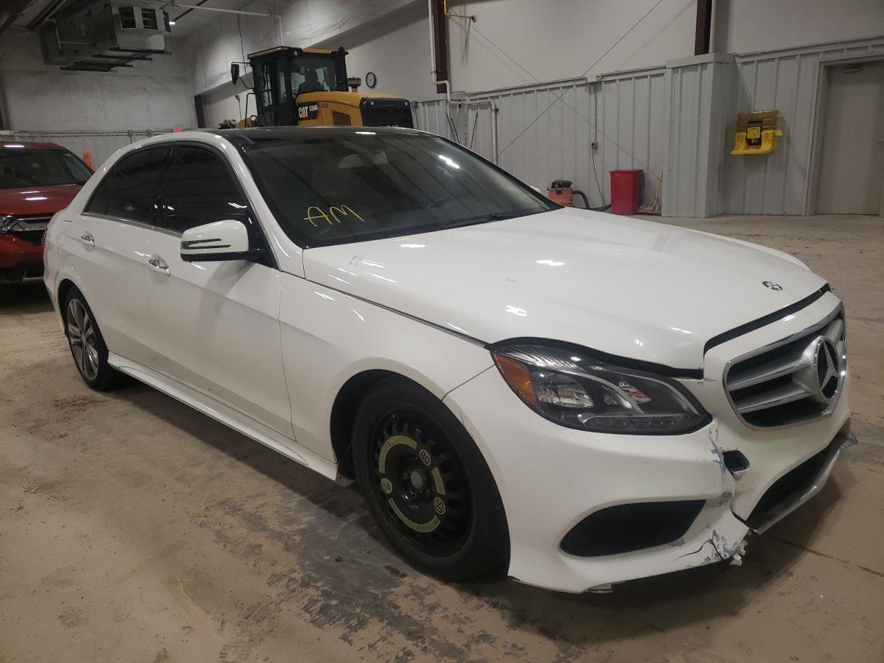 Photo 1 from auction – 2014 MERCEDES-BENZ E 350 4MAT with VIN WDDHF8JB1EA975288