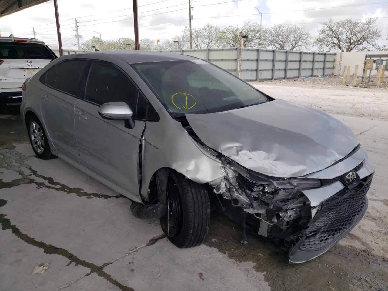 TOYOTA COROLLA LE 2020 with VIN 5YFEPRAE4LP126372 - Photo from auction