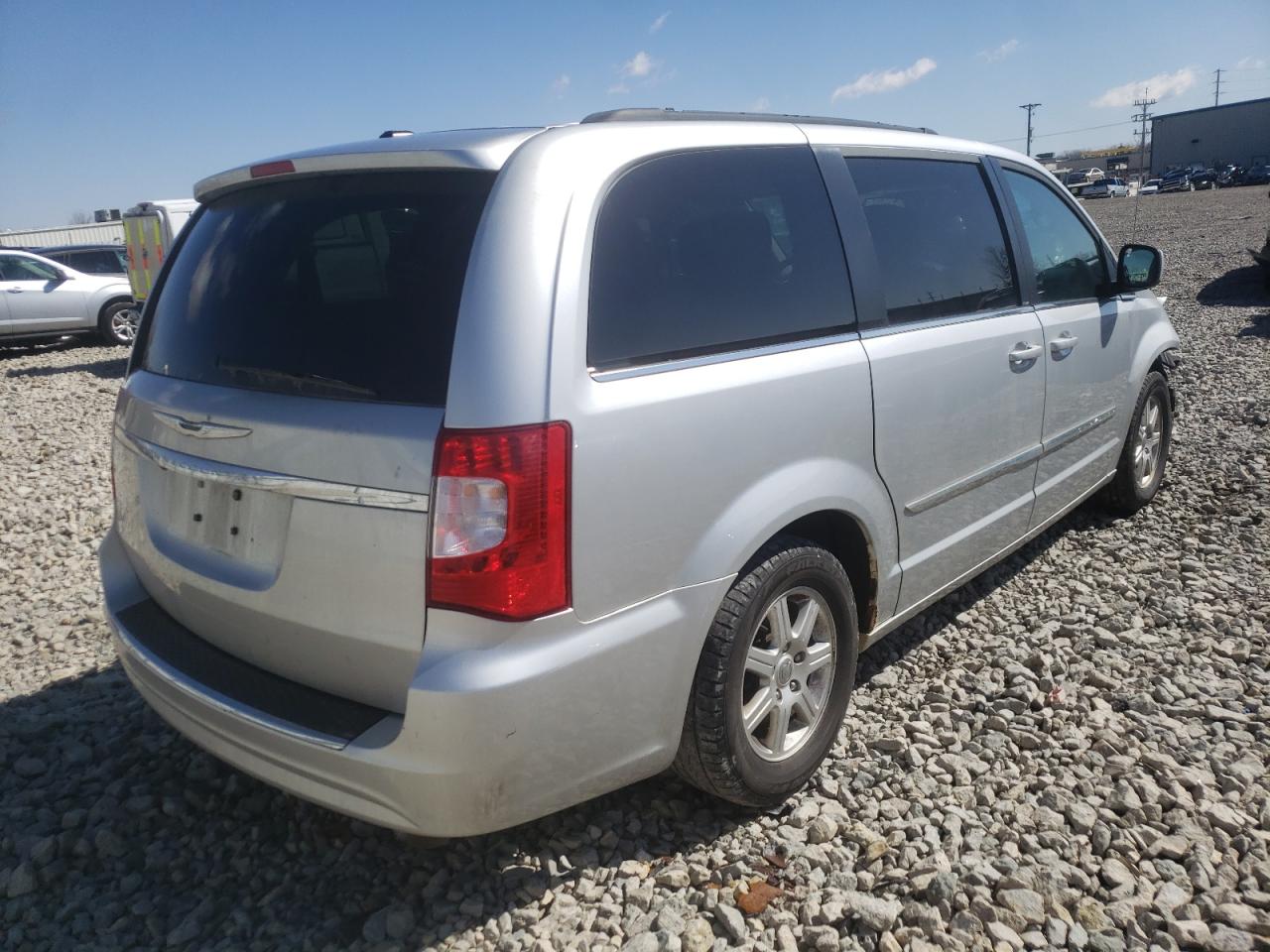 Photo 4 from auction – 2011 CHRYSLER TOWN & COU with VIN 2A4RR5DG1BR798464