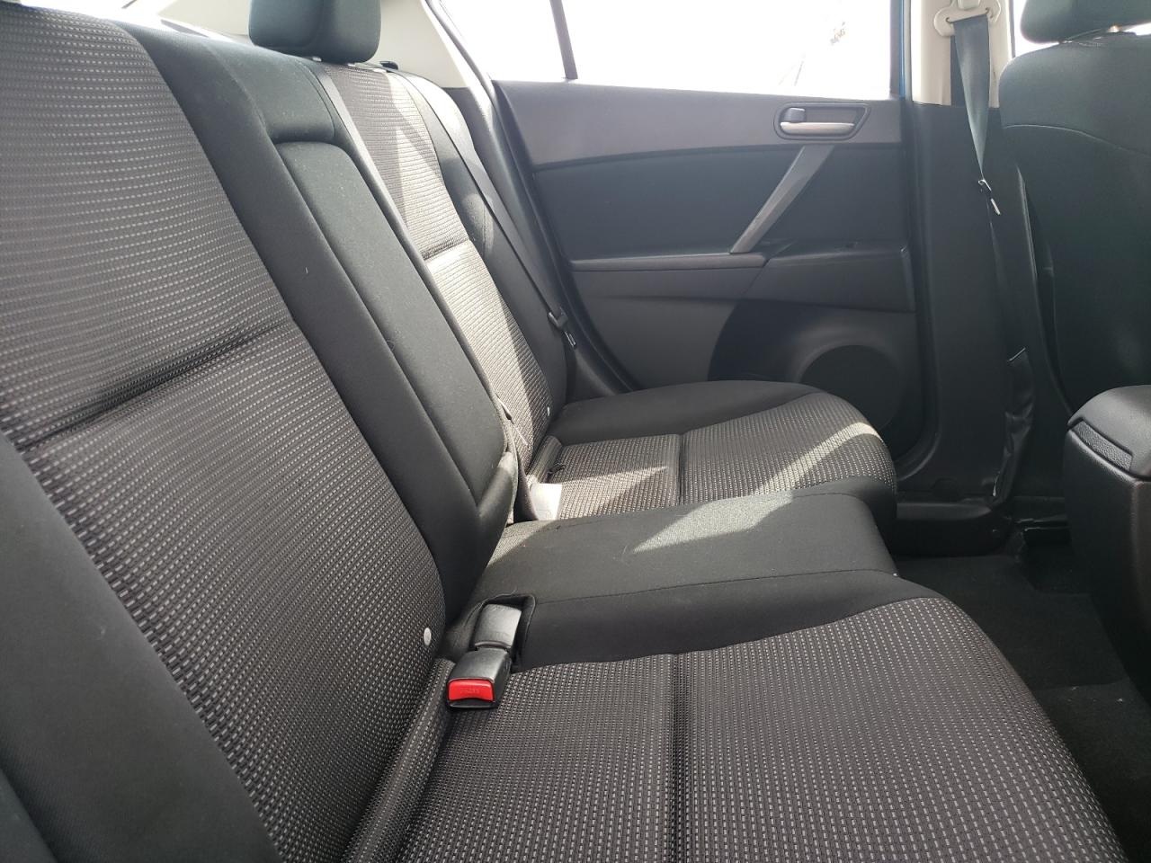 Photo 6 from auction – 2012 MAZDA 3 I with VIN JM1BL1V81C1524681