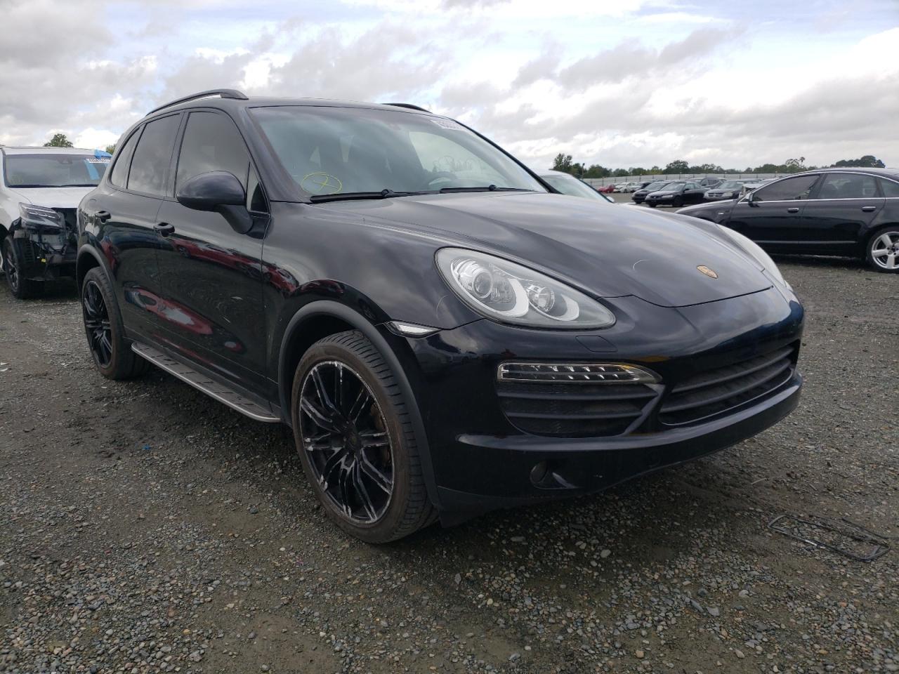 PORSCHE CAYENNE S 2011 with VIN WP1AB2A20BLA49113 - Photo from auction