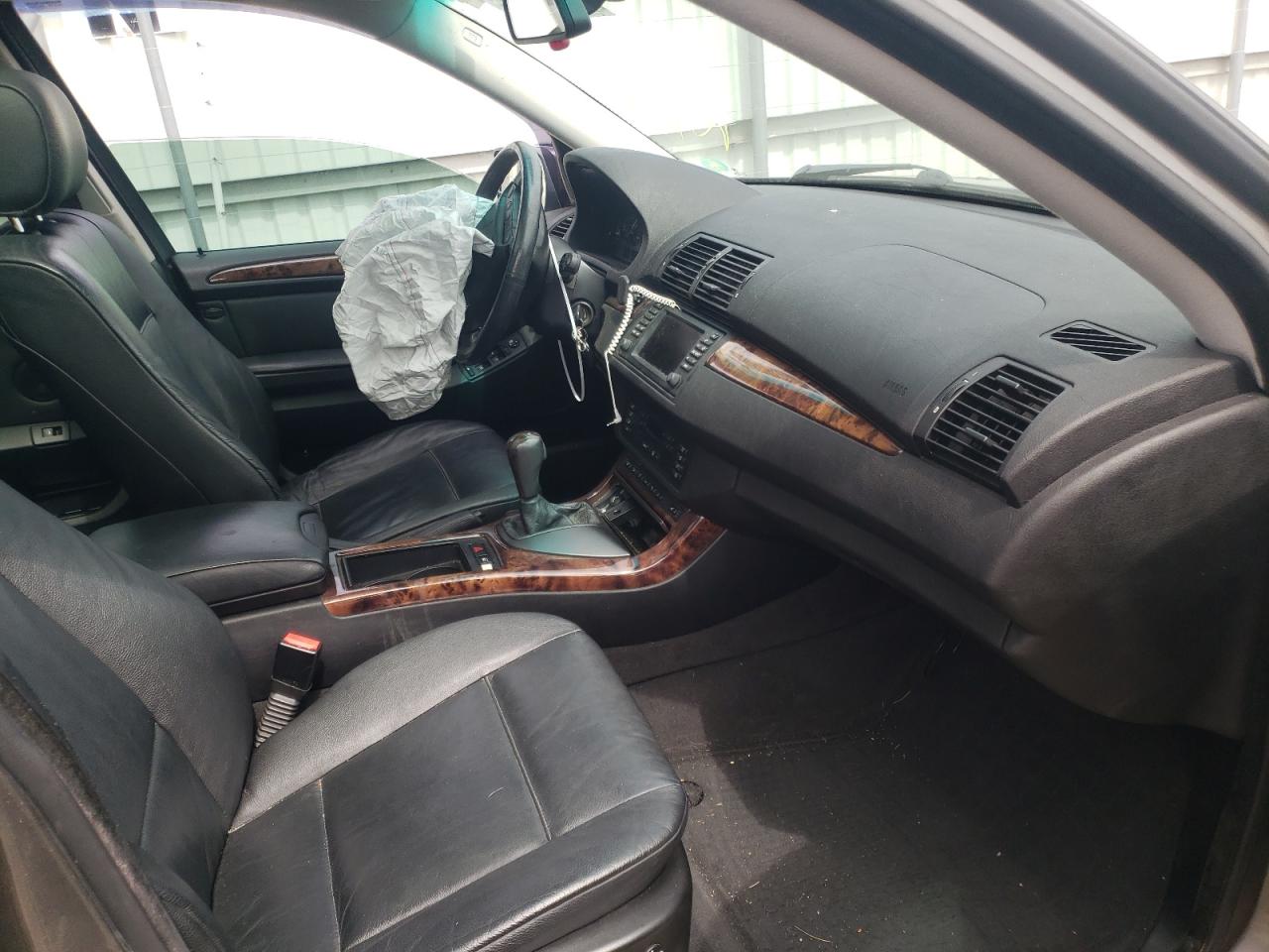 Photo 5 from auction – 2006 BMW X5 4.4I with VIN 5UXFB53536LV20644