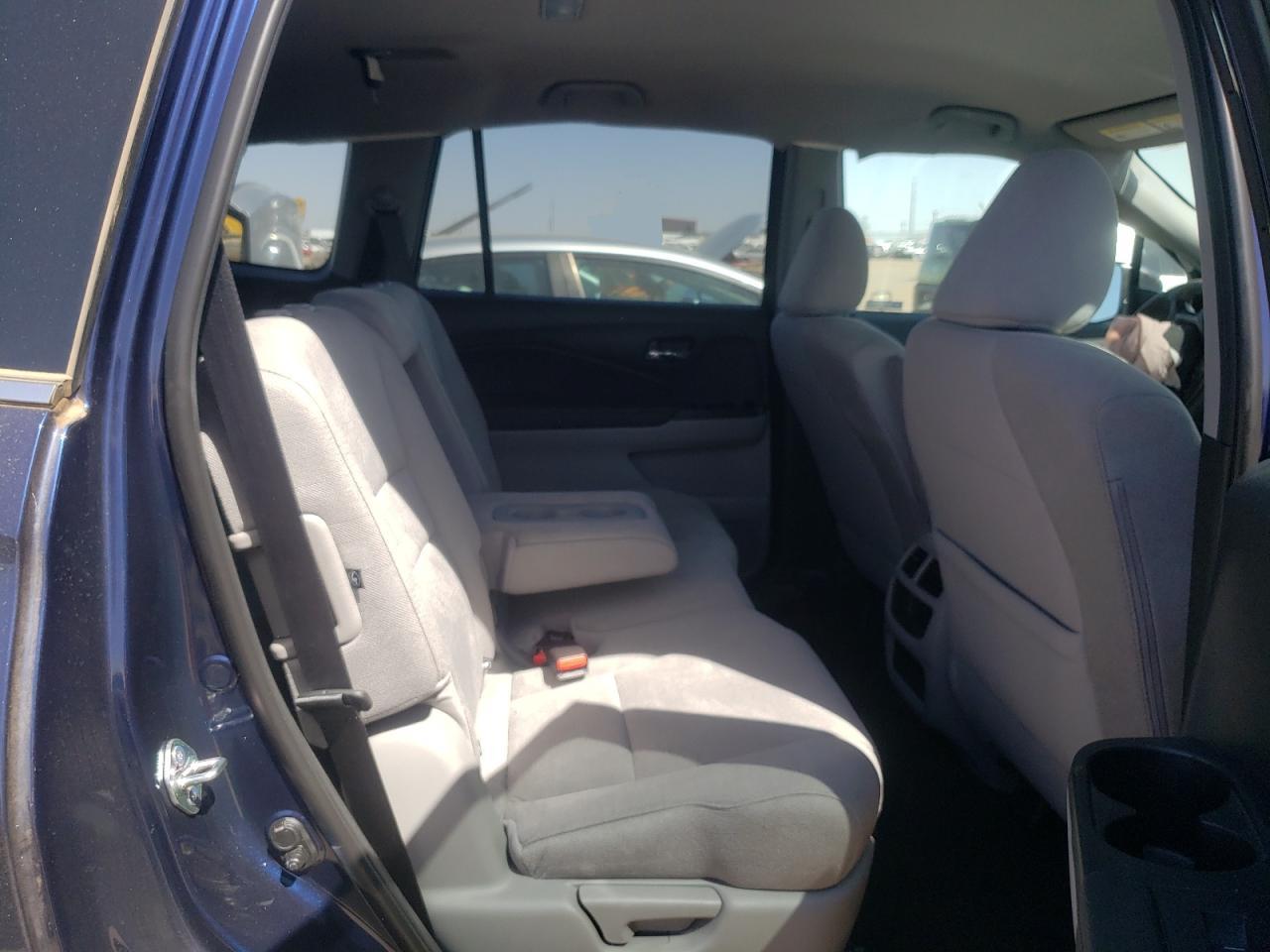 Photo 6 from auction – 2019 HONDA PILOT LX with VIN 5FNYF6H16KB020484