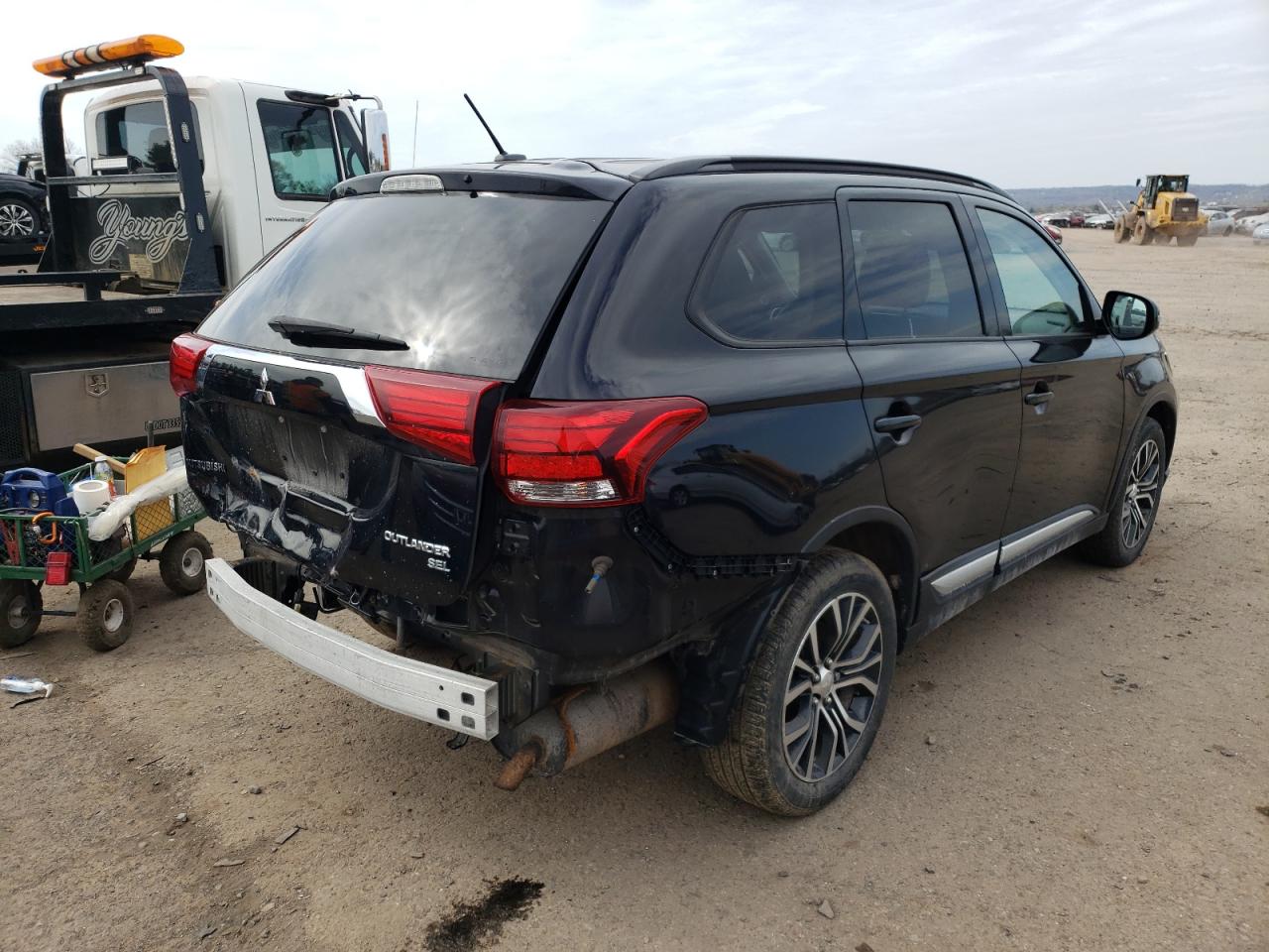 Photo 4 from auction – 2016 MITSUBISHI OUTLANDER with VIN JA4AZ3A36GZ037218