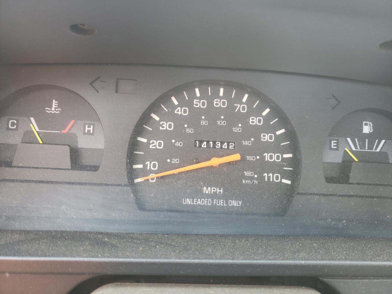 Photo 8 from auction – 1994 TOYOTA PICKUP 1/2 with VIN 4TARN01P0RZ172991