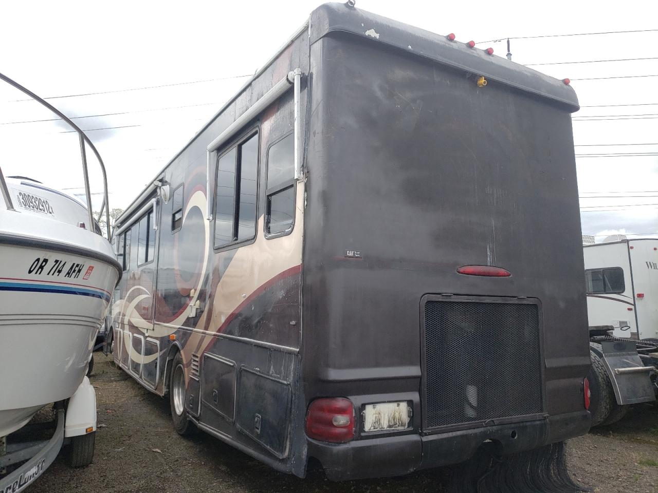 Photo 3 from auction – 2005 FREIGHTLINER CHASSIS X with VIN 4UZAB2DCX5CV76081