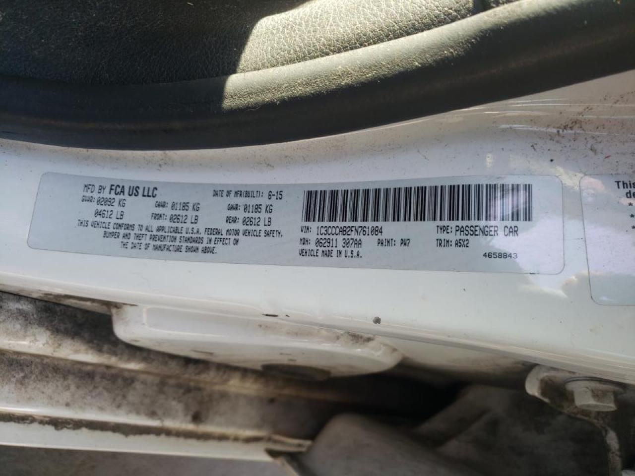 Photo 10 from auction – 2015 CHRYSLER 200 LIMITE with VIN 1C3CCCAB2FN761084