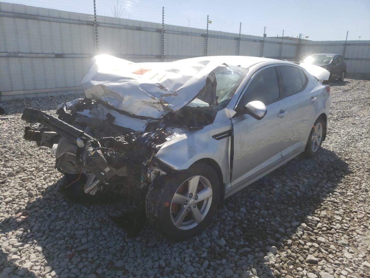 Photo 2 from auction – 2015 KIA OPTIMA LX with VIN 5XXGM4A77FG364526